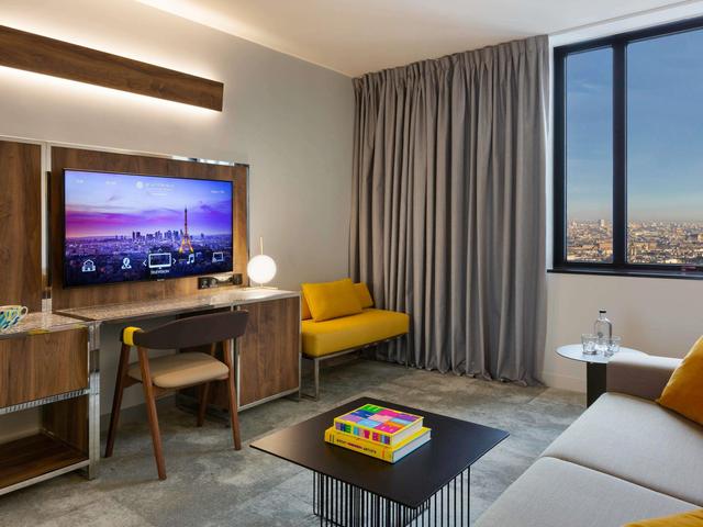 Family Room Deluxe With Views